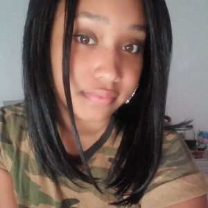 Meet your Posher, Candice